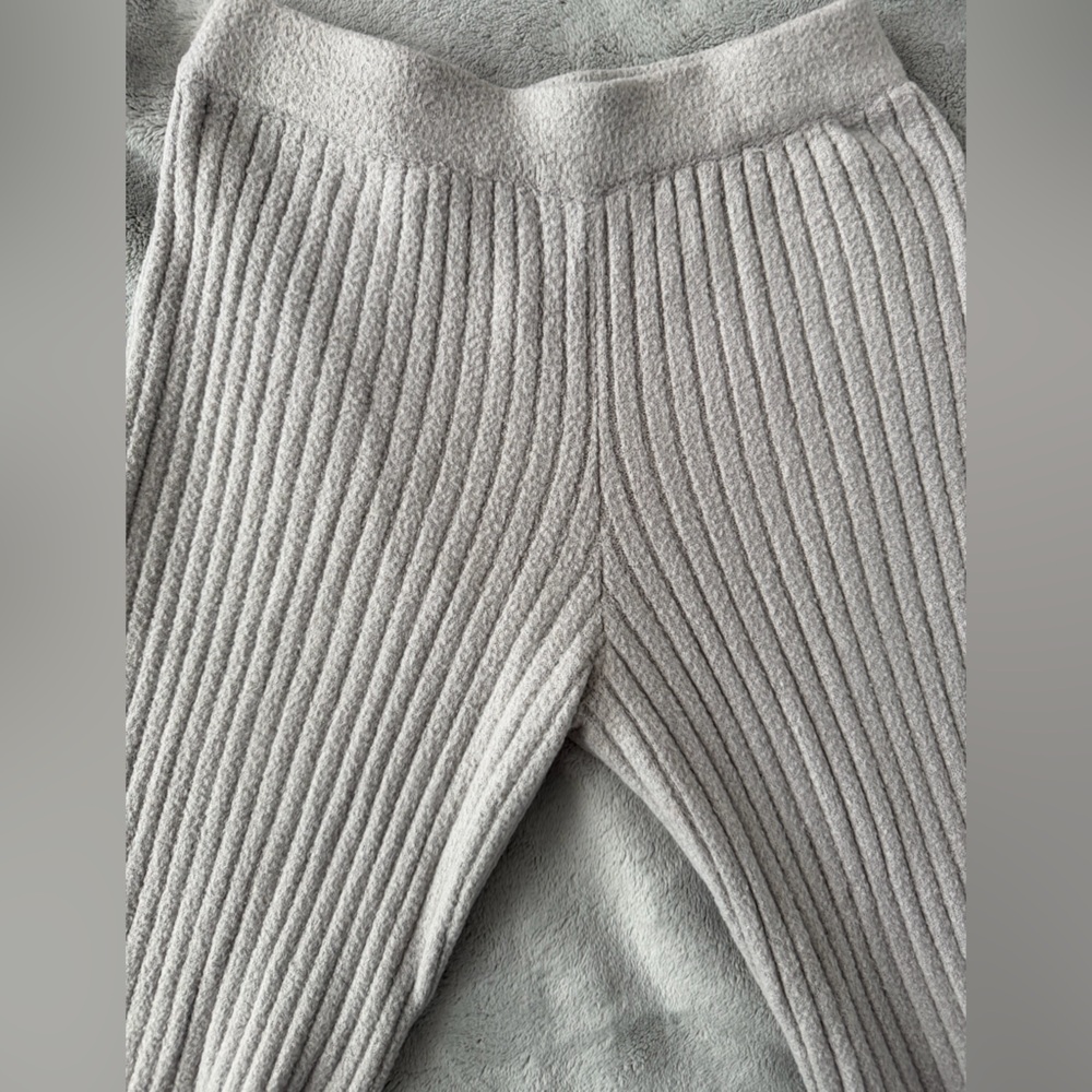 Gray Ribbed lounged Knit Set - Picture 3 of 4